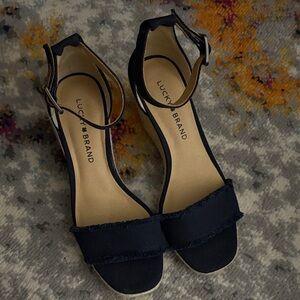 Lucky Brand Women's Black Ankle Strap Sandals